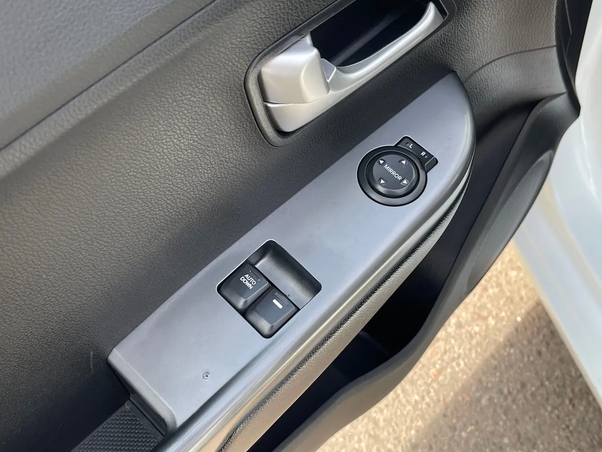 Kia Rio 1.6 AT (123 л.с.)