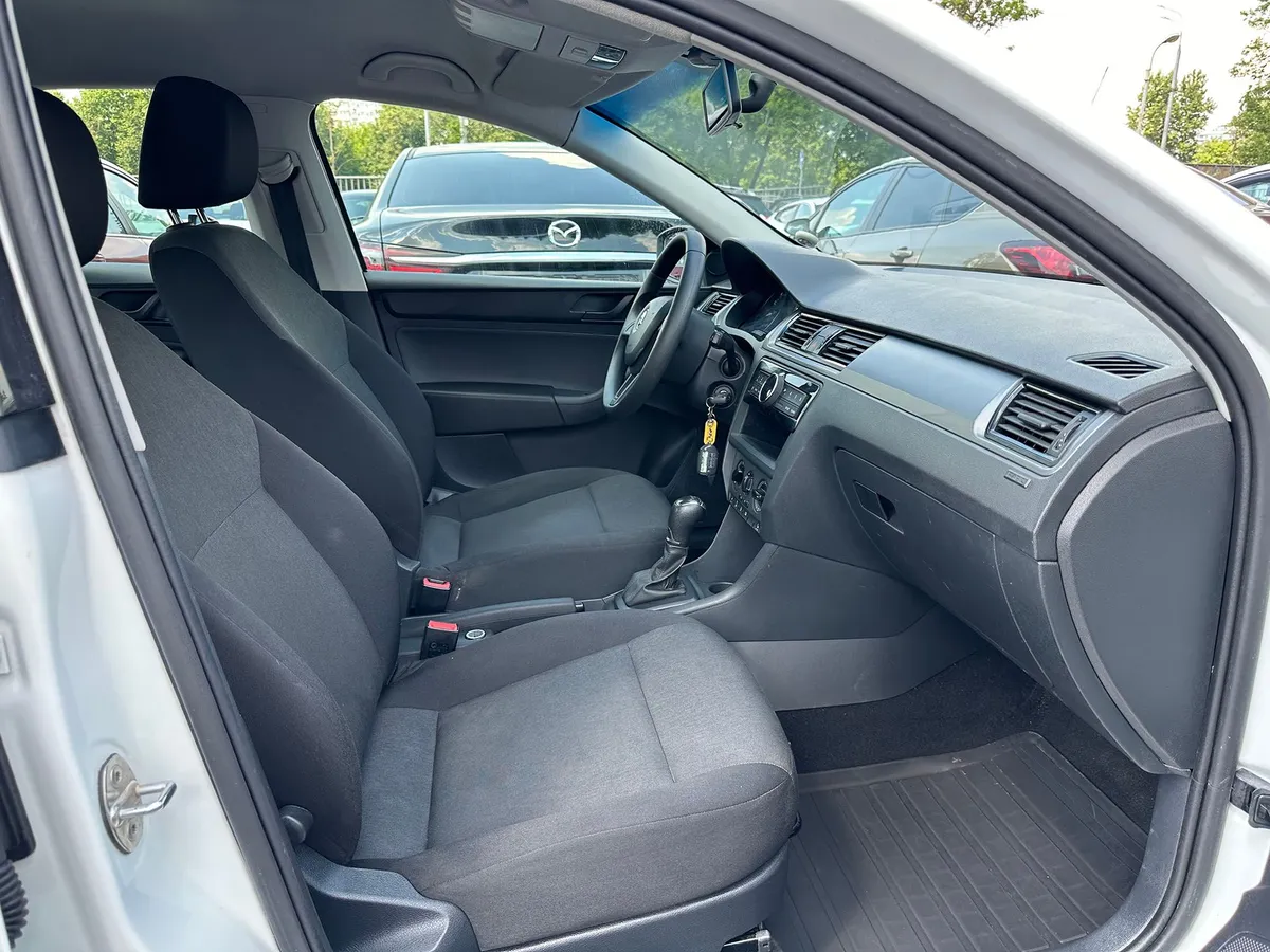 Skoda Rapid 1.6 AT (110 л.с.)