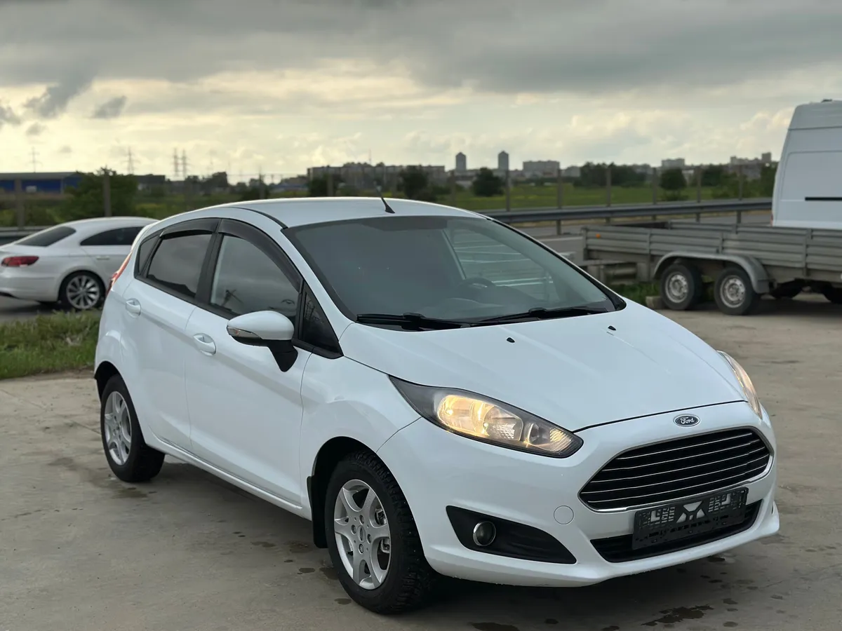 картинка Ford Fiesta 1.6 Ti-VCT MT (105 л.с.) от galaxy-auto