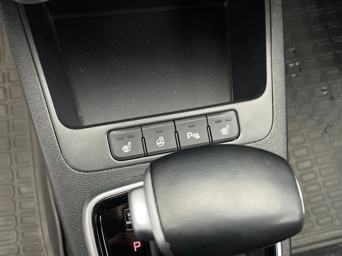 Kia Rio 1.6 AT (123 л.с.)