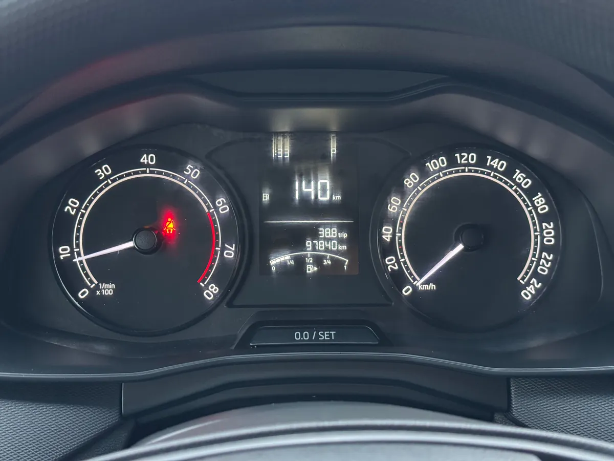 Skoda Rapid 1.6 AT (110 л.с.)