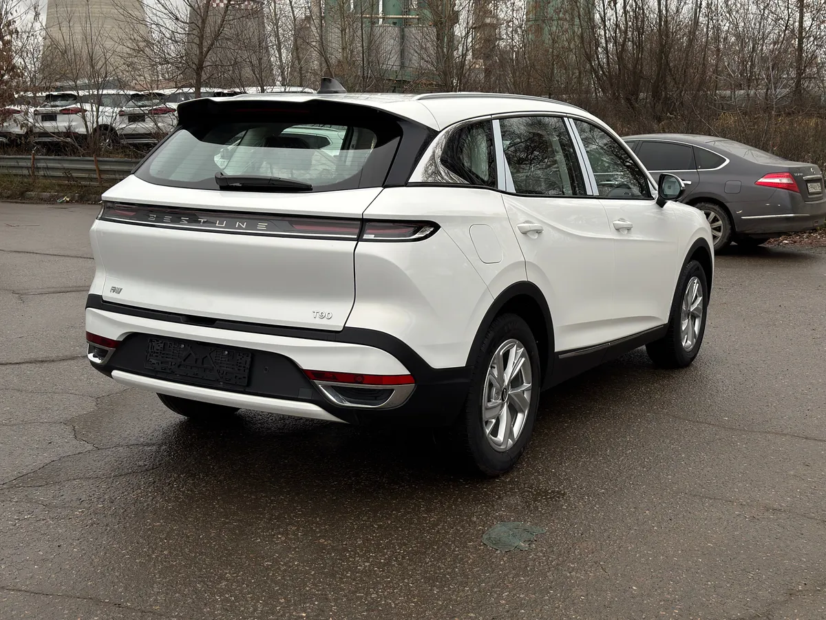 FAW Bestune T90 2.0 AMT (252 л.с.)