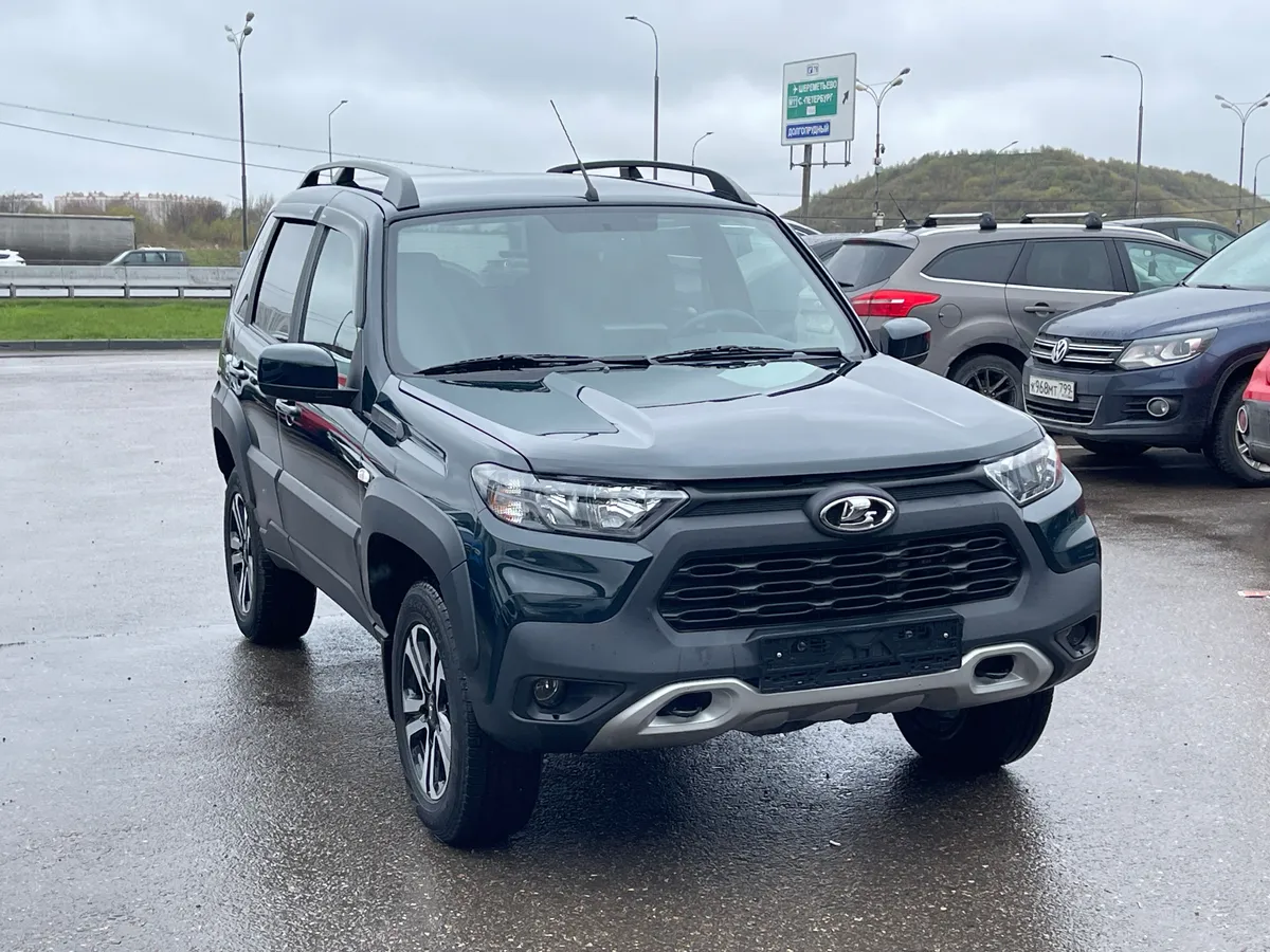 картинка ВАЗ (Lada) Niva Travel 1.7 MT AWD (83 л.с.) от galaxy-auto