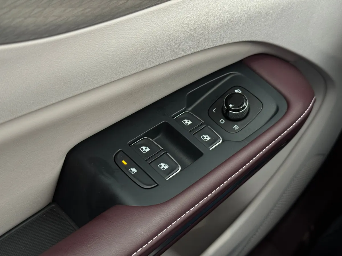 FAW Bestune T90 2.0 AMT (252 л.с.)