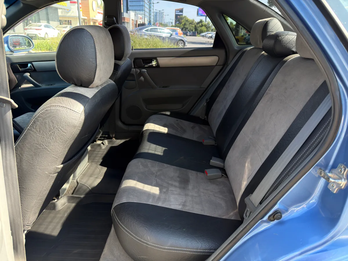 Chevrolet Lacetti 1.6 MT (109 л.с.), 2008 — фото 11