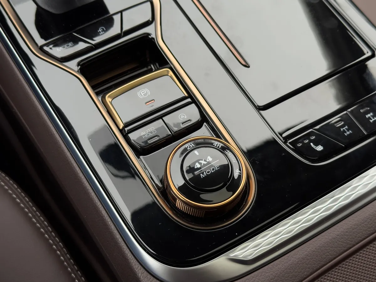 Fengdu Oting 2.0AT (217л.с.)