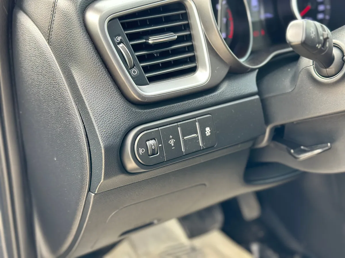 Kia Ceed 1.6 AT (128 л.с.)