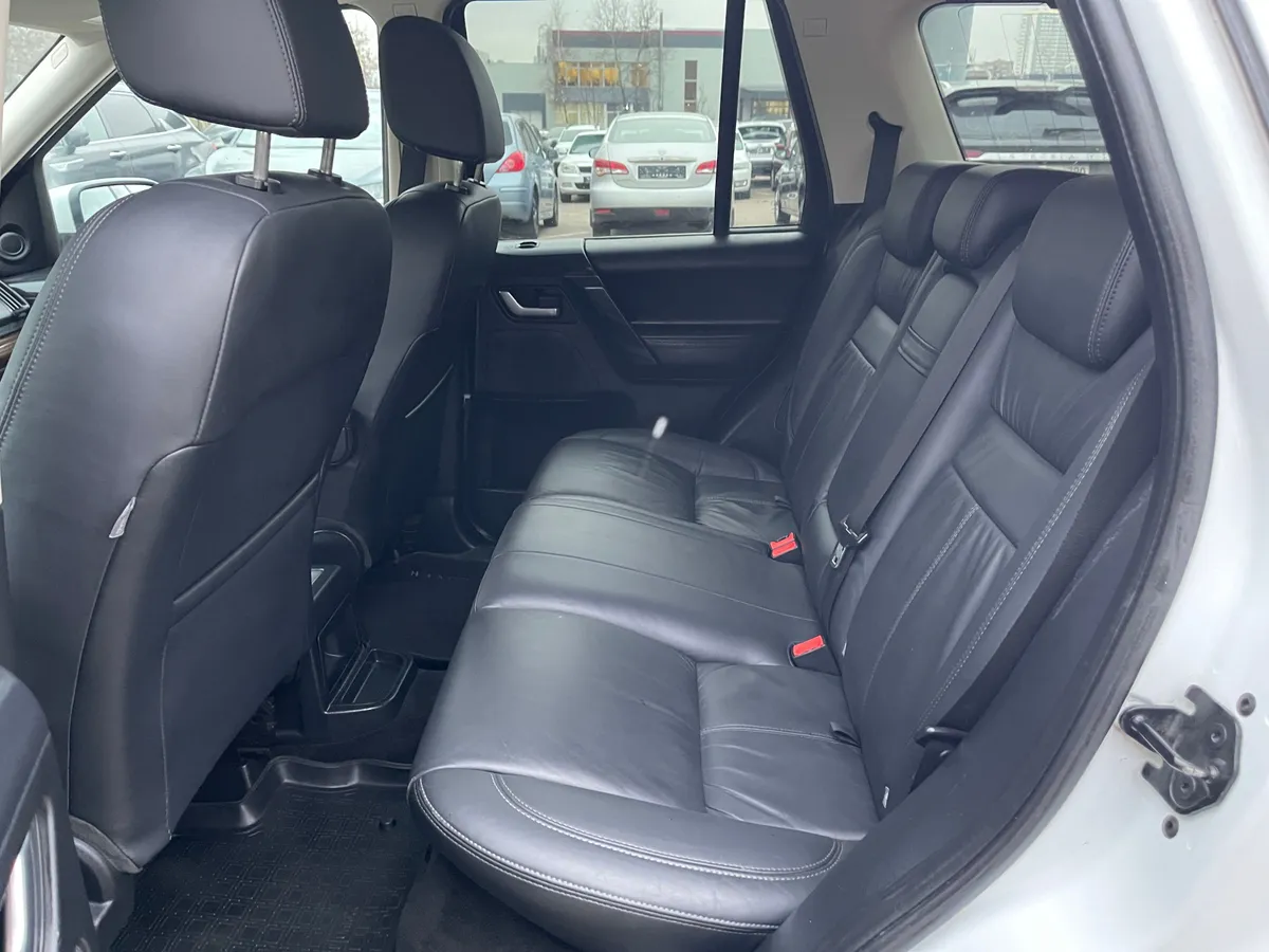 Land Rover Freelander 3.2 AT (233 л.с.)