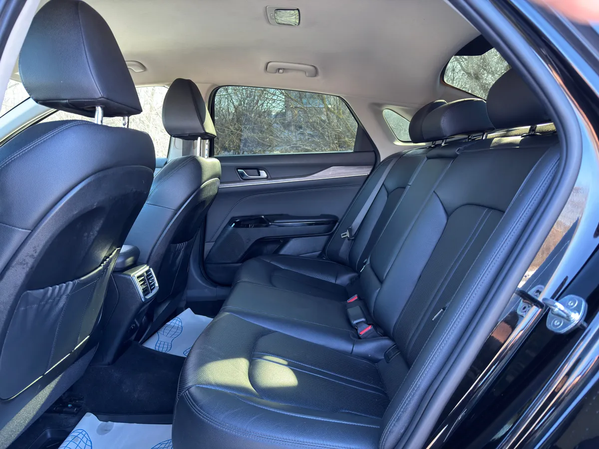 Kia K5 2.5 AT (194 л.с.)