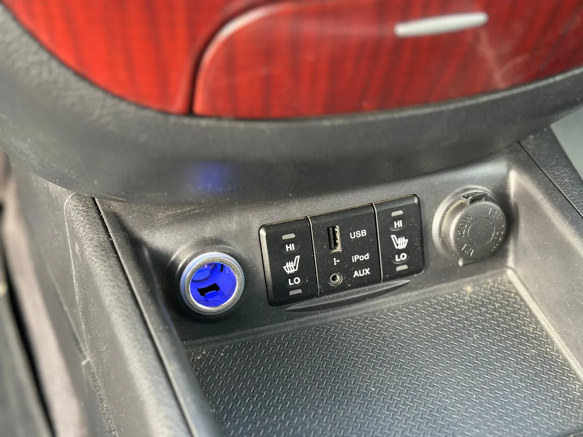 Hyundai Santa Fe 2.7 MT (188 л.с.)