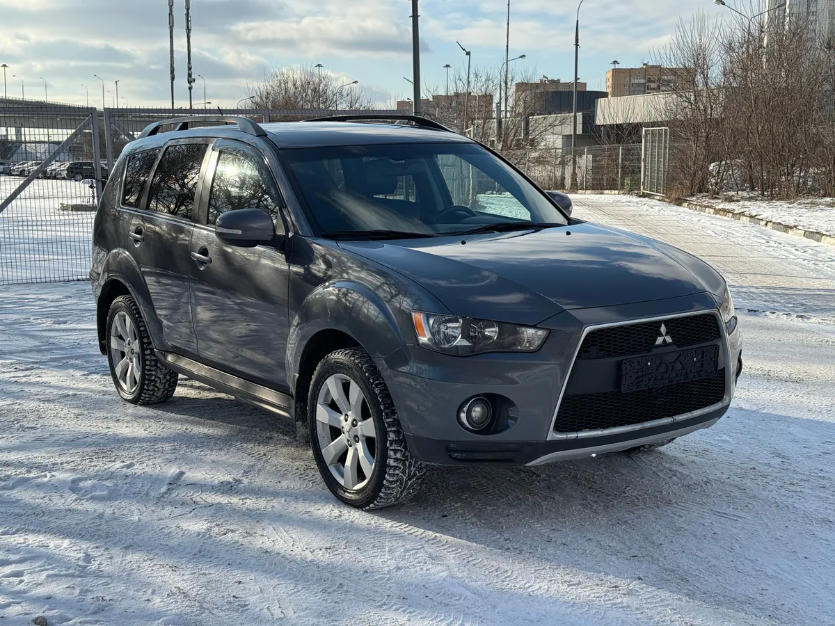 картинка Mitsubishi Outlander 2.0 CVT 4WD (147 л.с.) от galaxy-auto