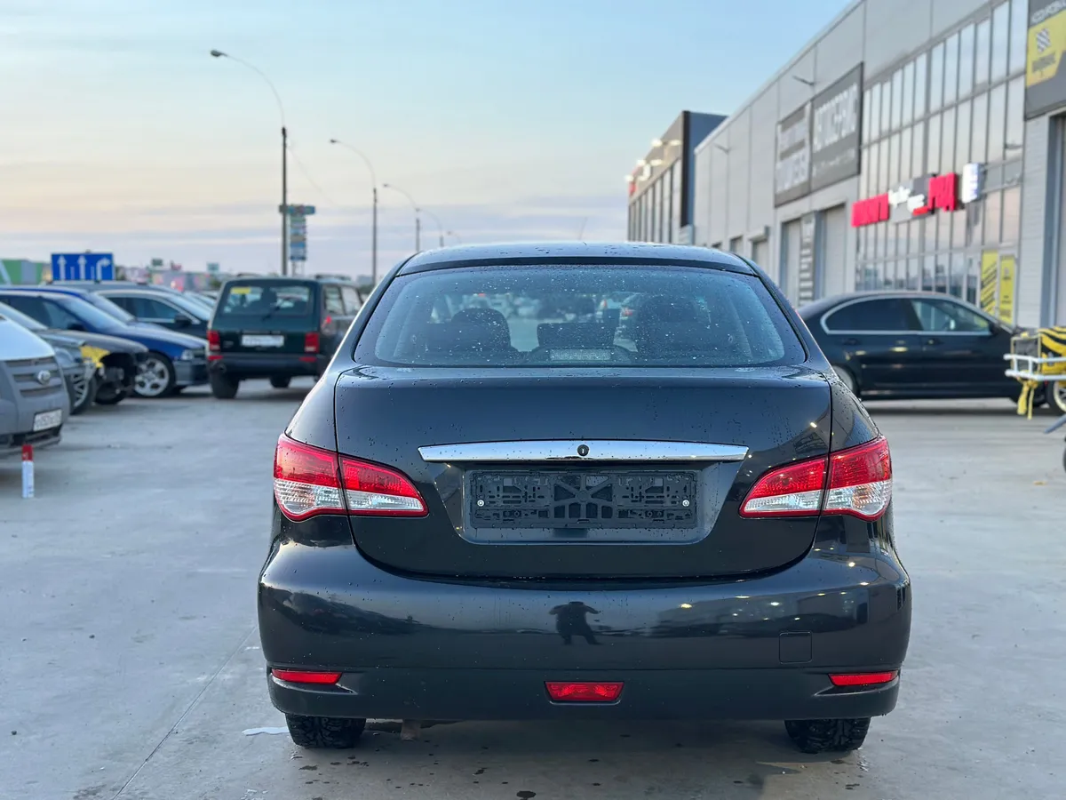 Nissan Almera 1.6 MT (102 л.с.)