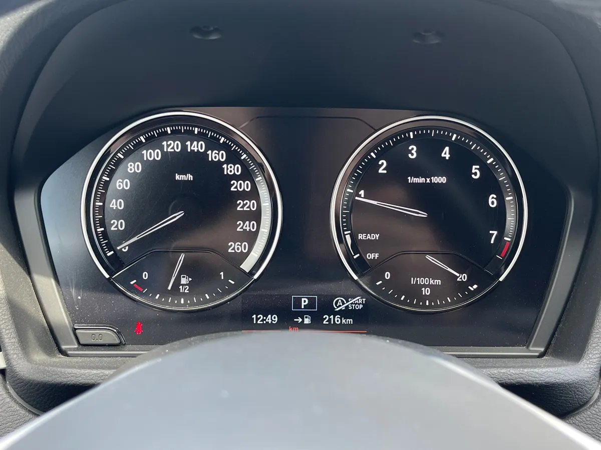 BMW X1 1.5 (140 л.с.) АКПП, передний, двигатель sDrive 18i AT