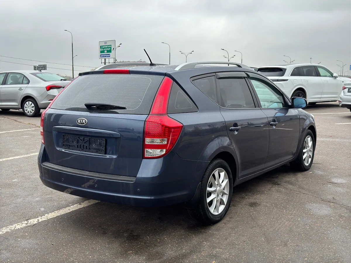 Kia Ceed 1.6 MT (125 л.с.)