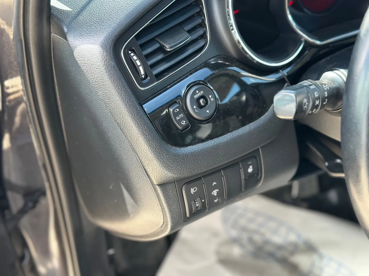 Kia Ceed 1.6 AT (129 л.с.)