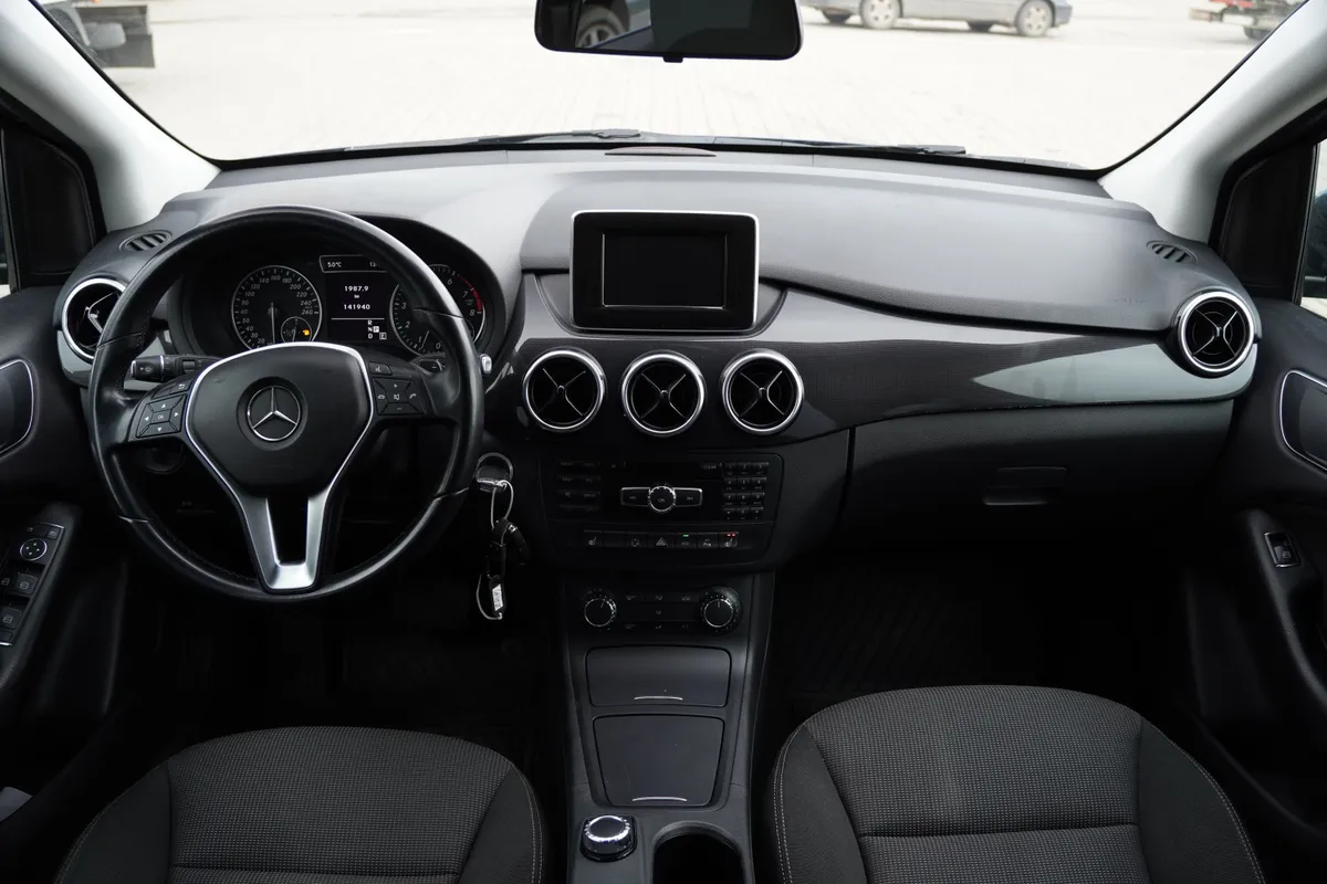 Mercedes-Benz B-Класс B 200 BlueEfficiency 7G-DCT (156 л.с.)