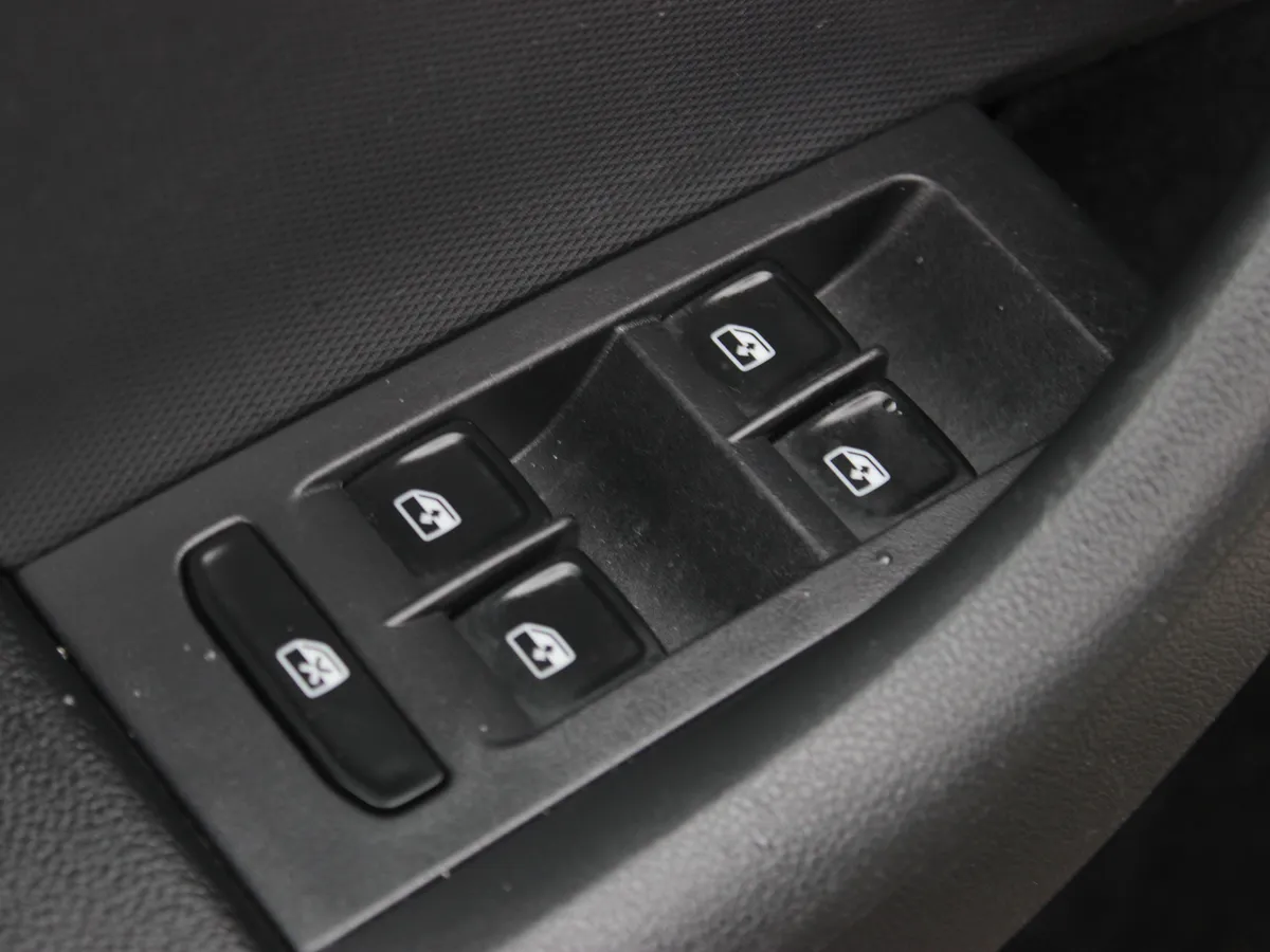 Skoda Rapid 1.4 AMT (125 л.с.)