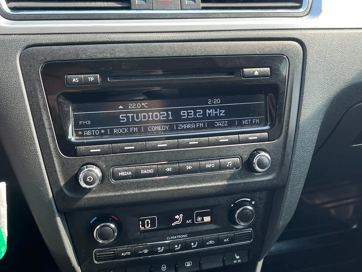 Skoda Rapid 1.6 AT (105 л.с.), 2014 — фото 10