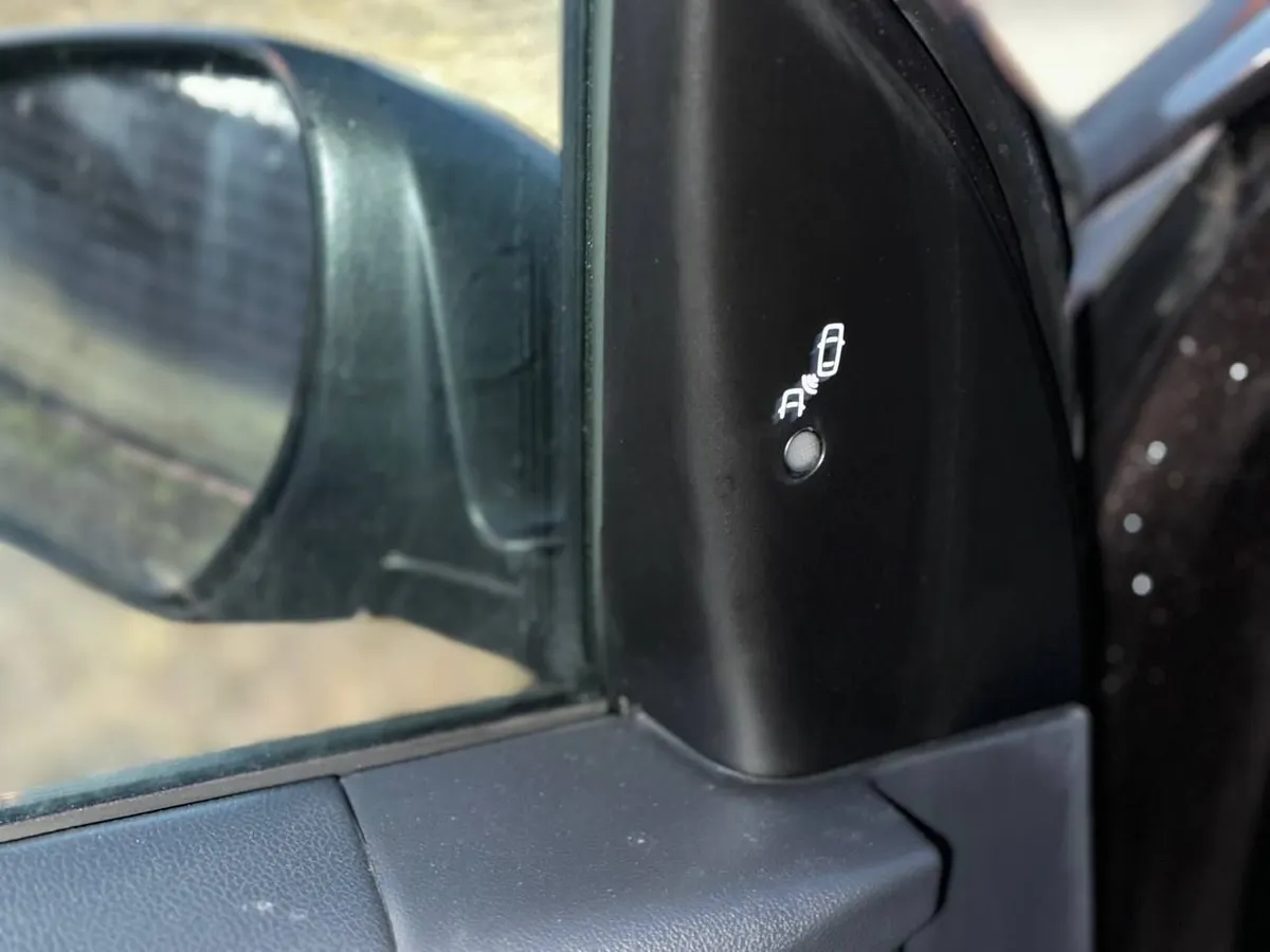 Renault Koleos 2.5 CVT 4x4 (171 л.с.)