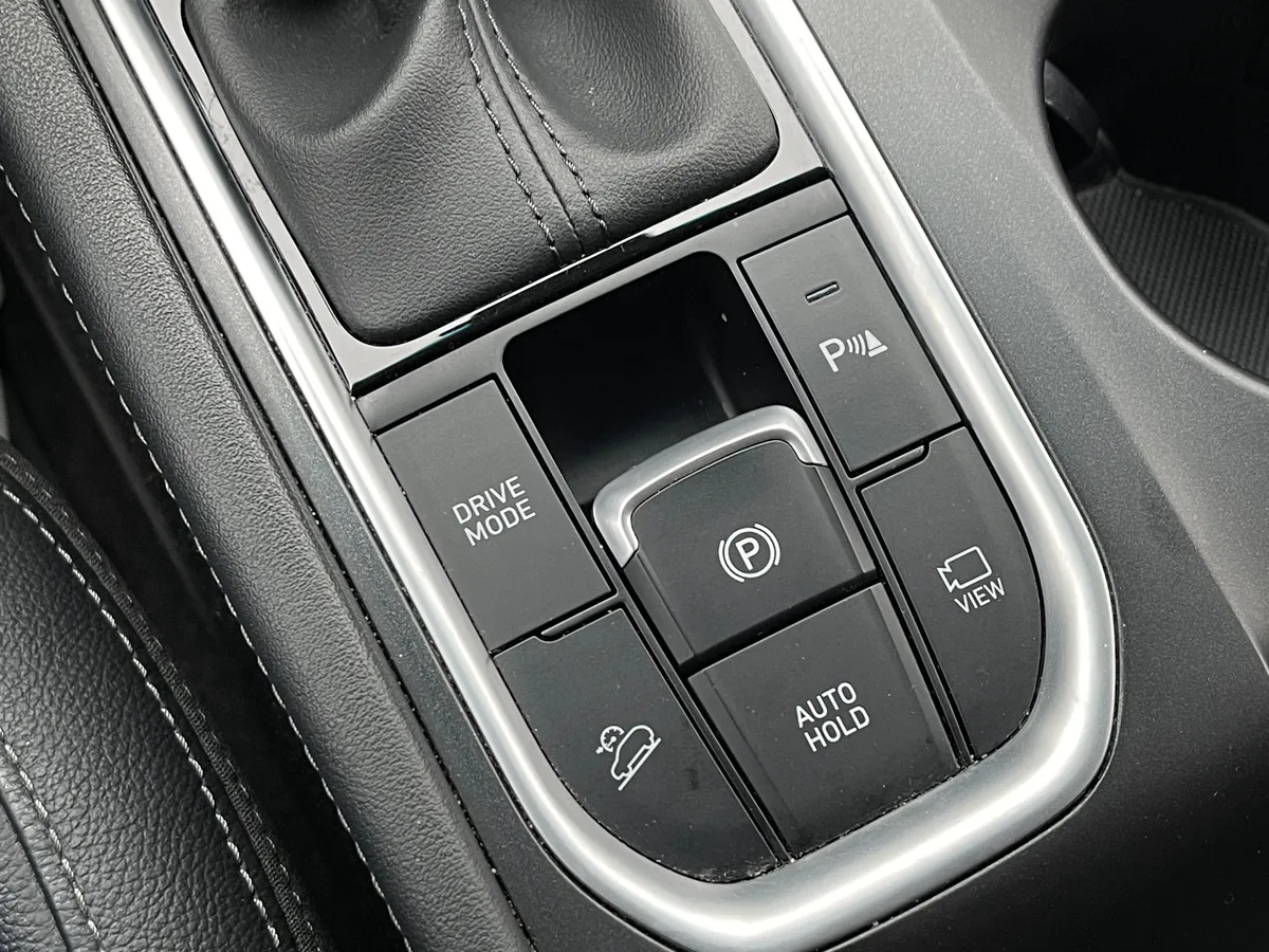 Hyundai Santa Fe 2.4 GDi AT AWD (184 л.с.)