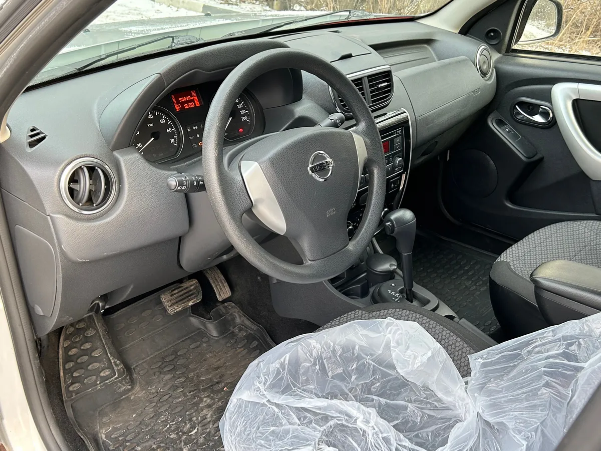 Nissan Terrano 2.0 AT (135 л.с.)