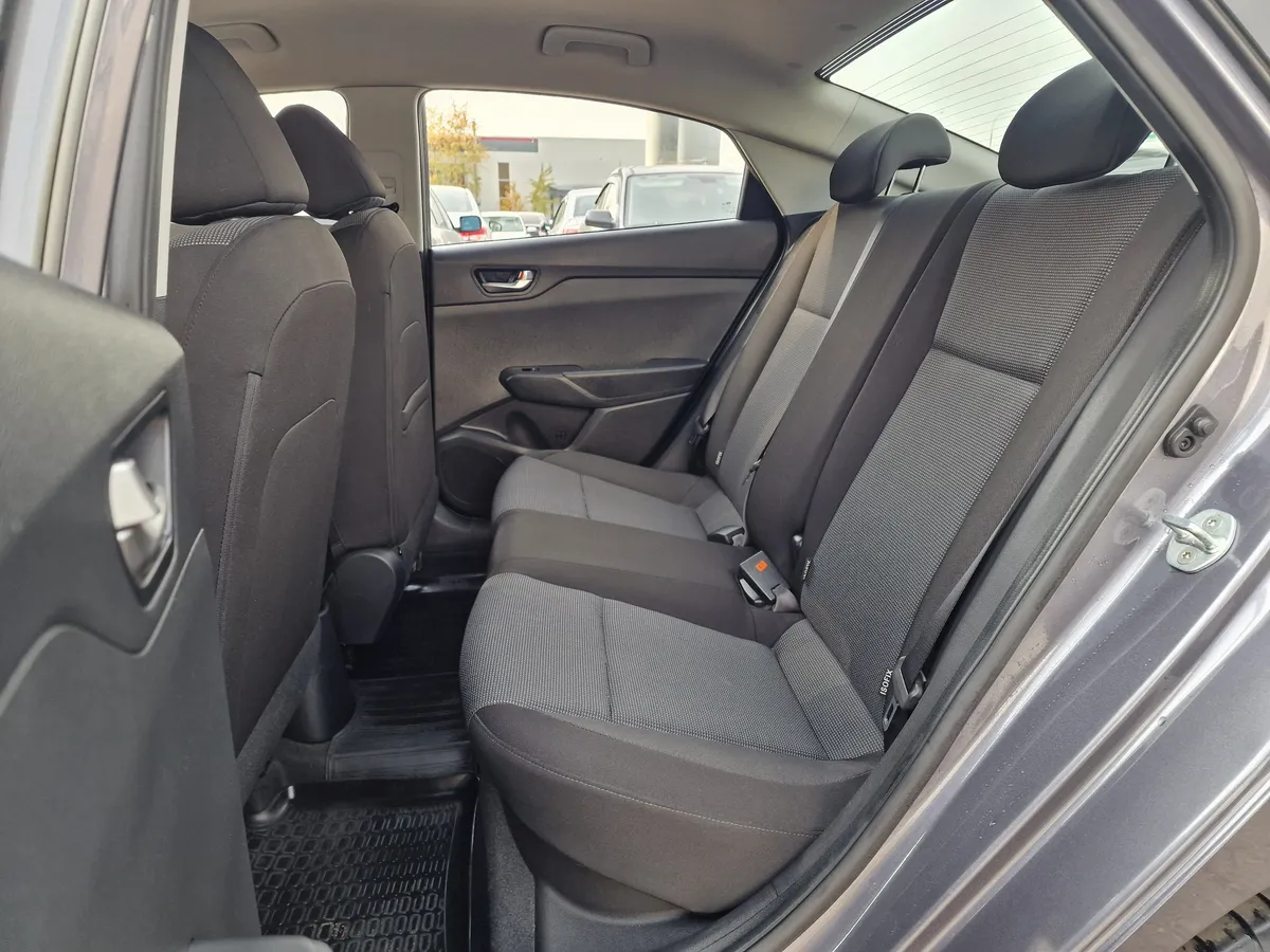 Hyundai Solaris 1.6 AT (123 л.с.)