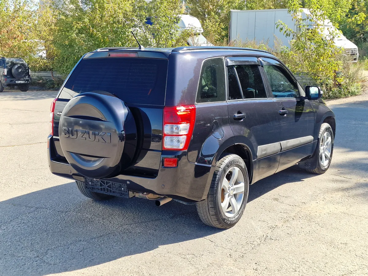 Suzuki Grand Vitara 2.4 MT AWD (169 л.с.)