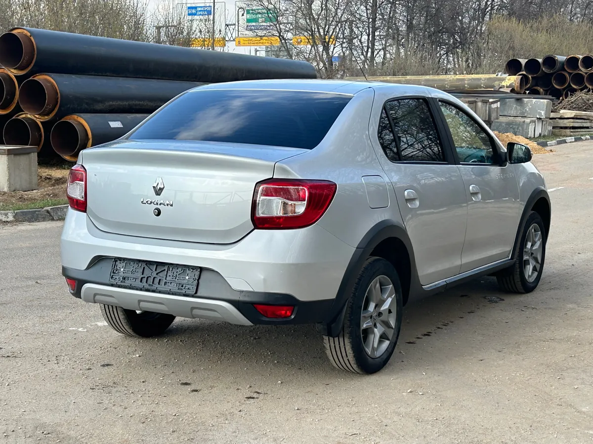 Renault Logan 1.6 MT (113 л.с.)