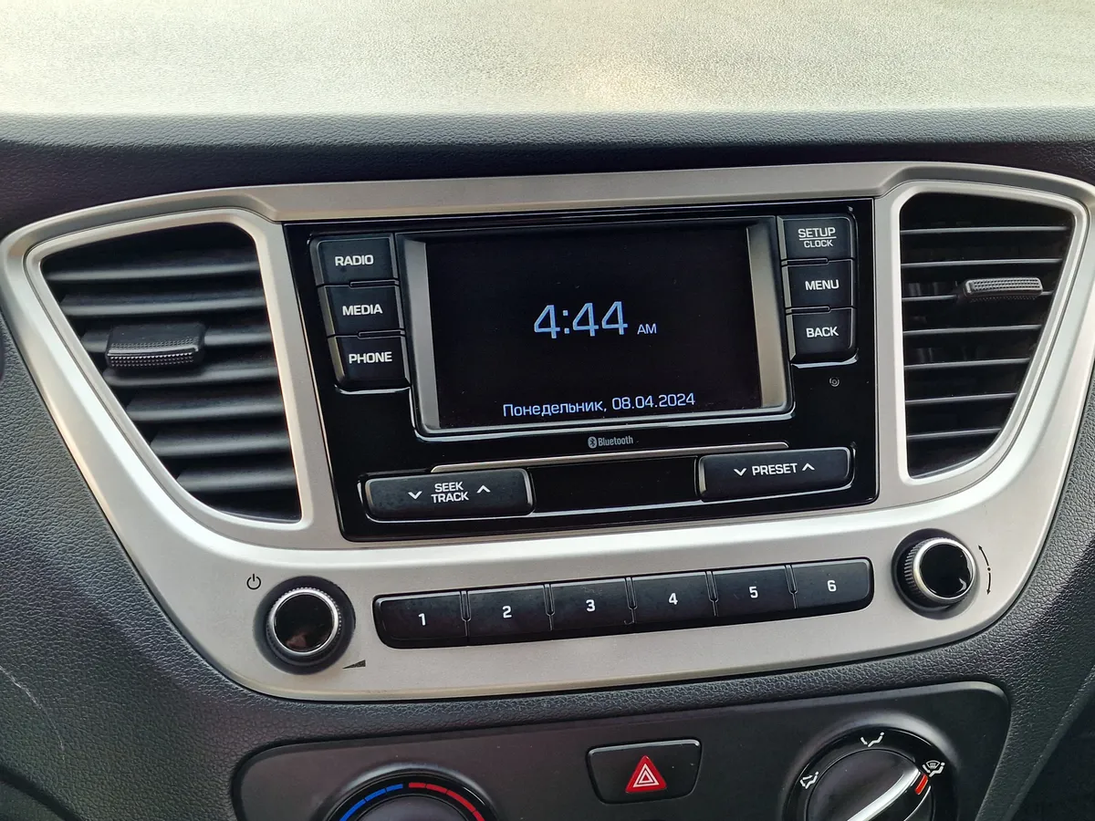 Hyundai Solaris 1.6 AT (123 л.с.)