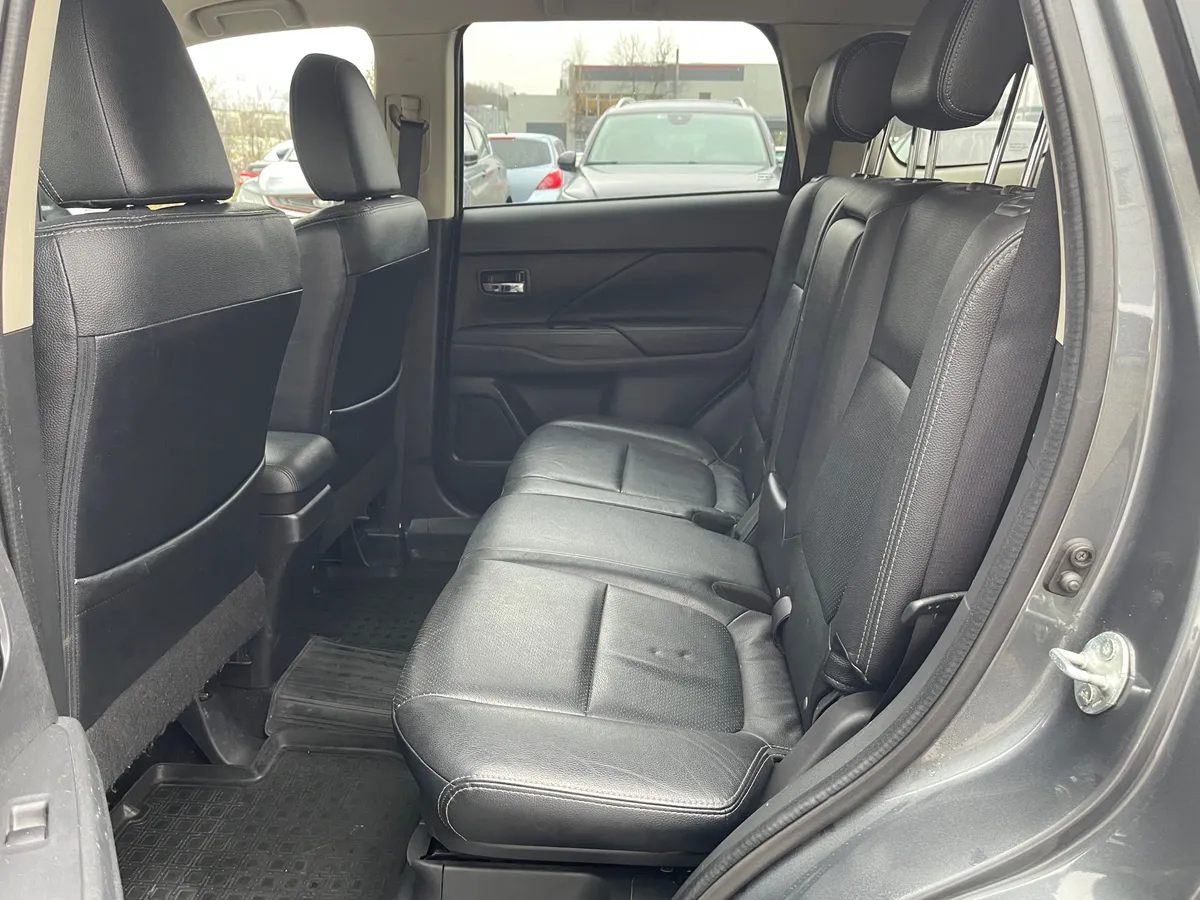 Mitsubishi Outlander 2.0 CVT 4WD (146 л.с.)