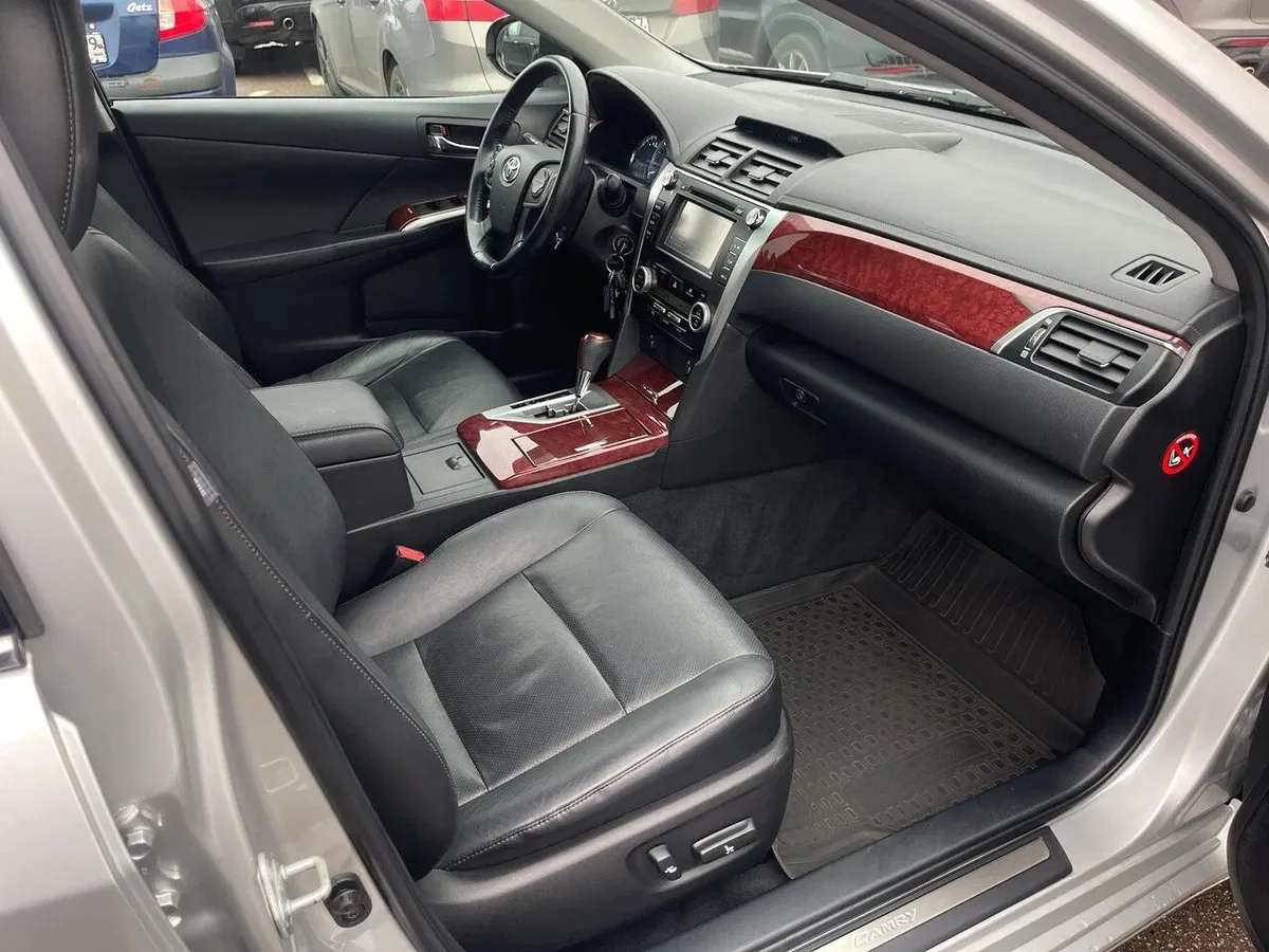 Toyota Camry 2.5 AT (181 л.с.), 2012 — фото 6