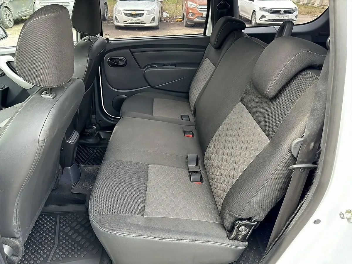 ВАЗ (Lada) Largus 1.6 MT (106 л.с.)