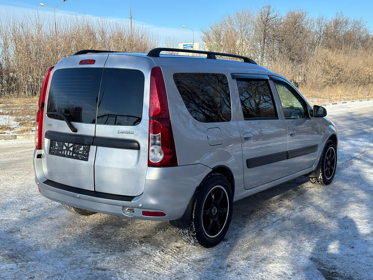 ВАЗ (Lada) Largus 1.6 MT 16 кл (5 мест) (106 л.с.)