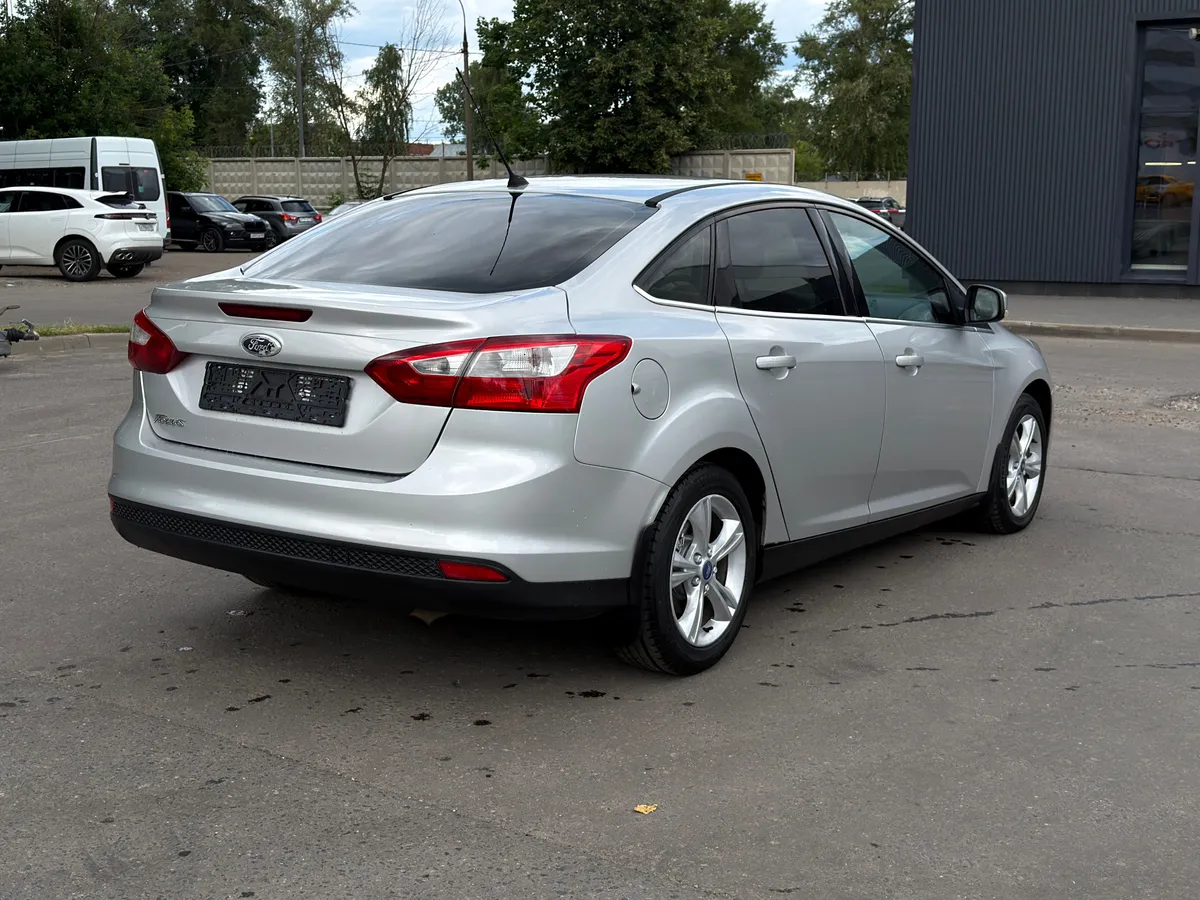 Ford Focus 1.6 PowerShift (125 л.с.), 2012 — фото 4