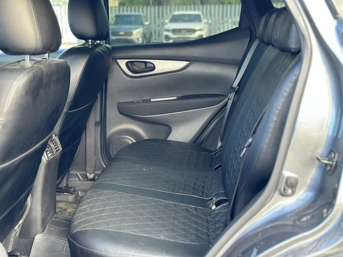 Nissan Qashqai 2.0 Xtronic AWD (144 л.с.)