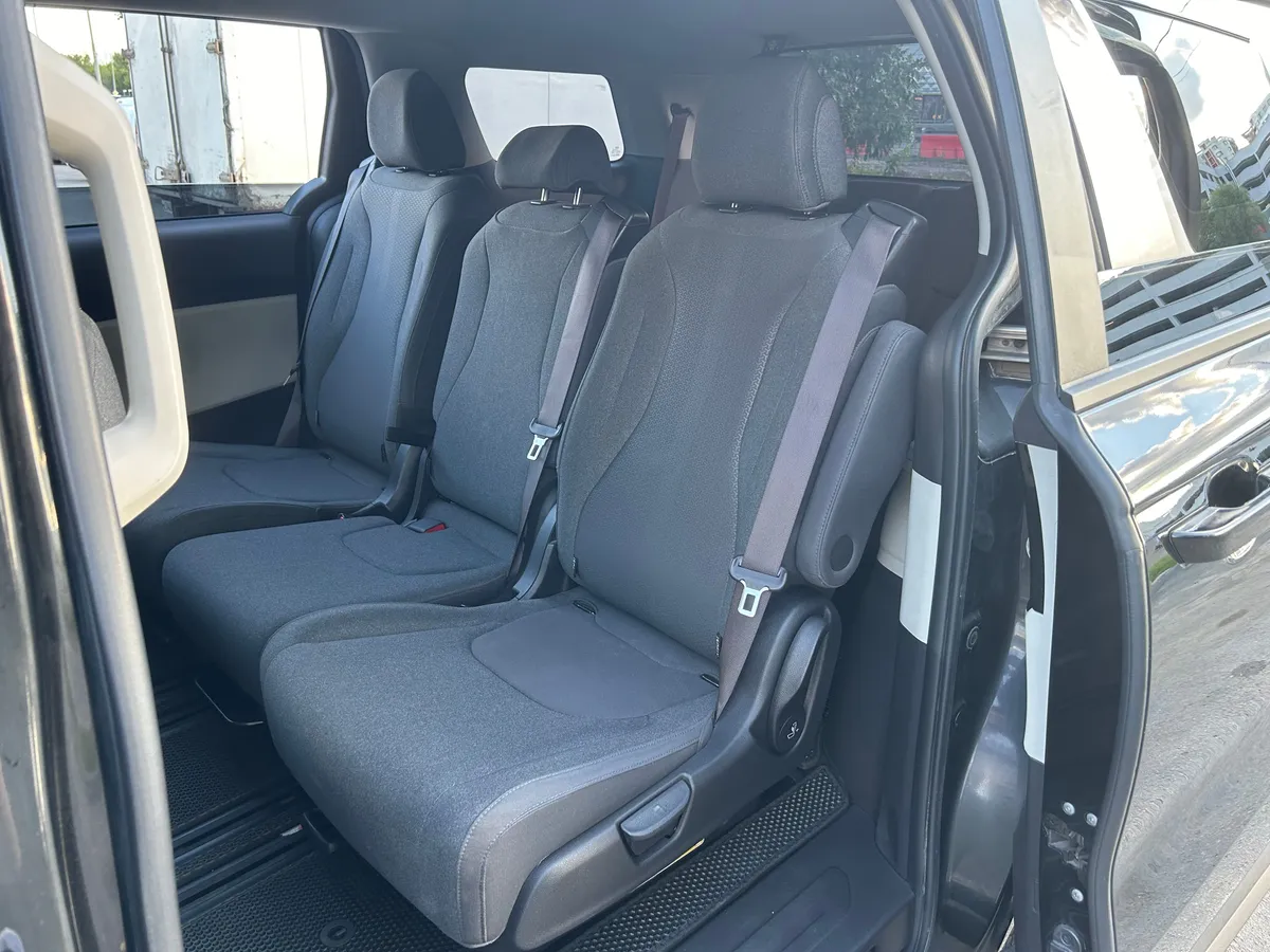 Kia Carnival 2.2 CRDi AT (200 л.с.)