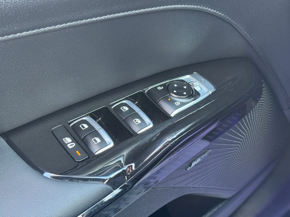 Kia K5 2.5 AT (194 л.с.)