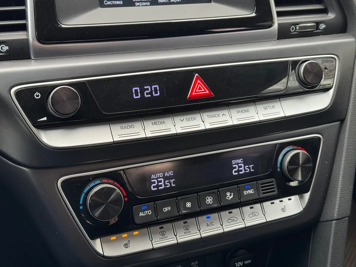 Hyundai Sonata 2.0 AT (150 л.с.)