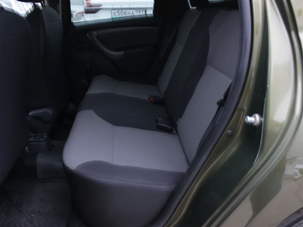 Renault Duster 1.6 MT (114 л.с.)