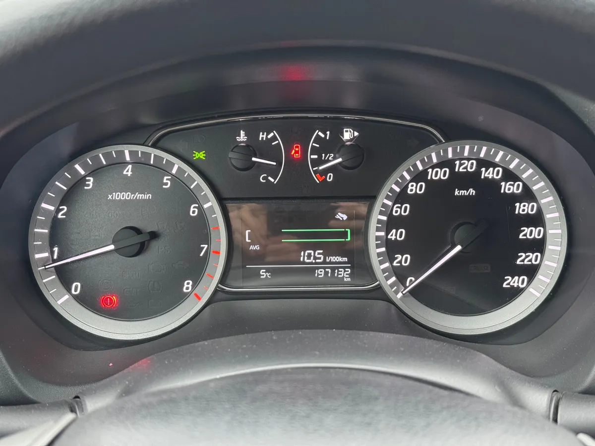 Nissan Sentra 1.6 МТ (117 л.с.)