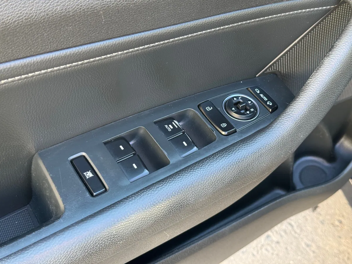 Hyundai Sonata 2.0 AT (154 л.с.)