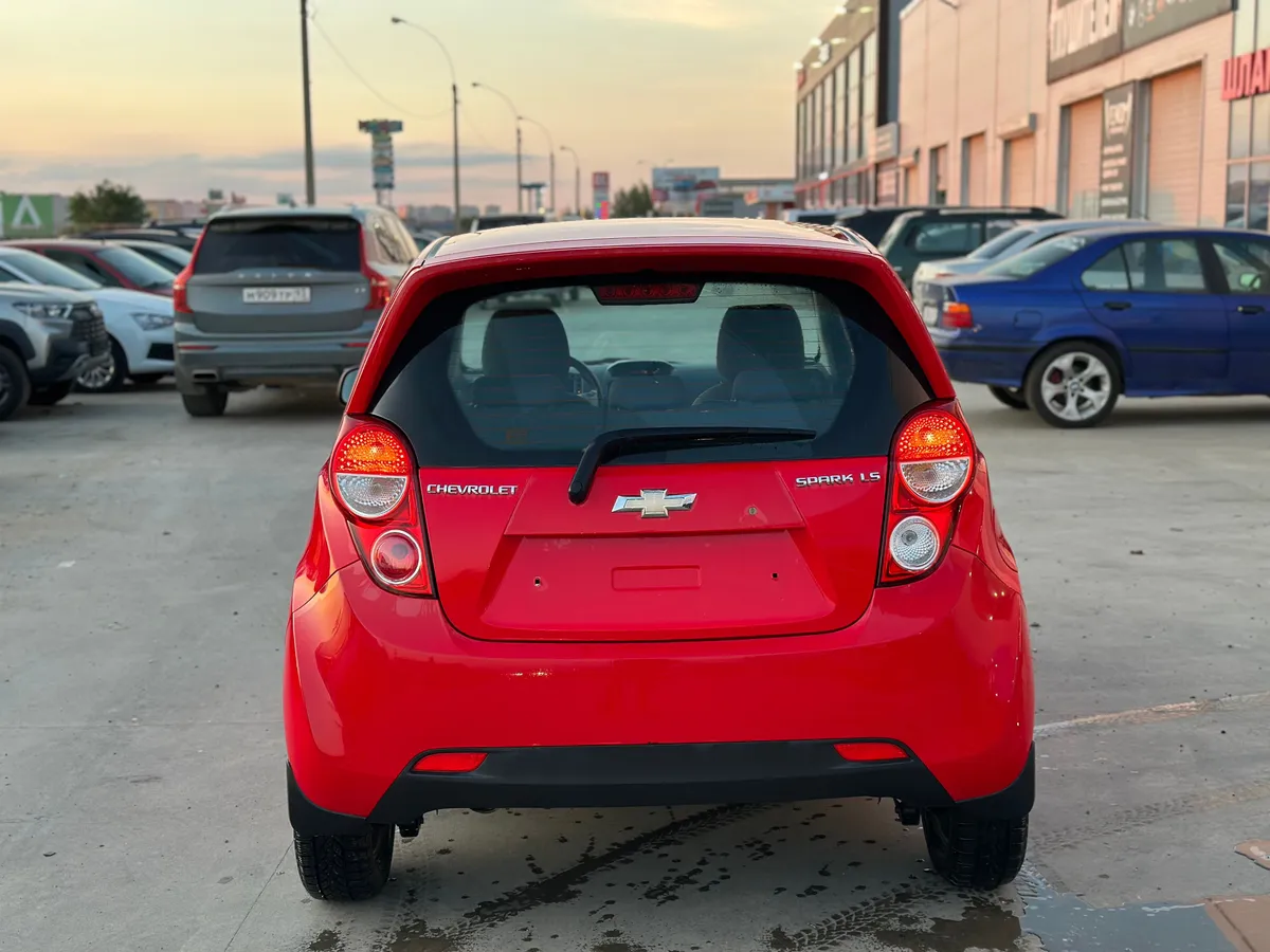 Chevrolet Spark 1.0 AT (68 л.с.)