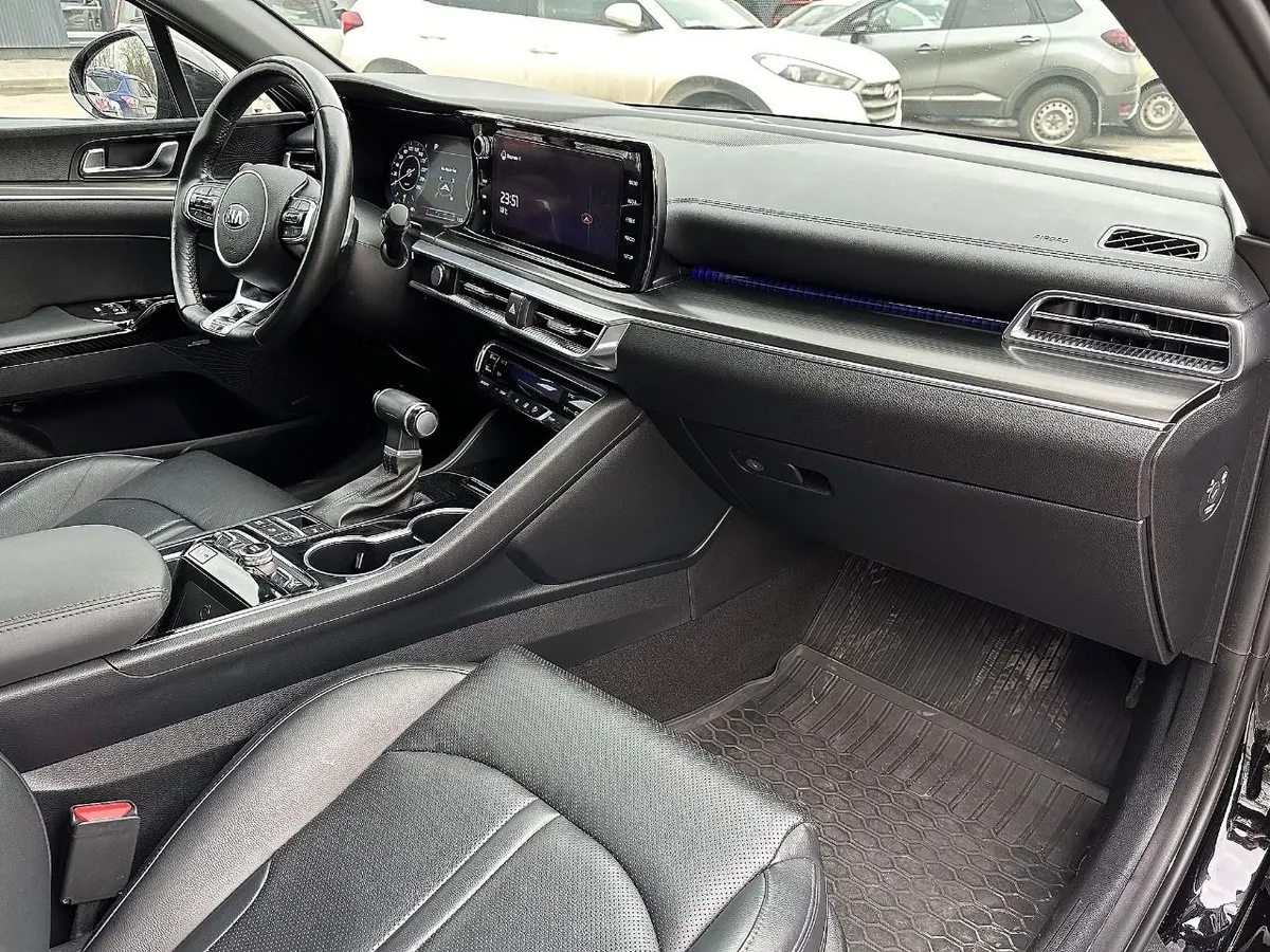 Kia K5 2.5 AT (194 л.с.)