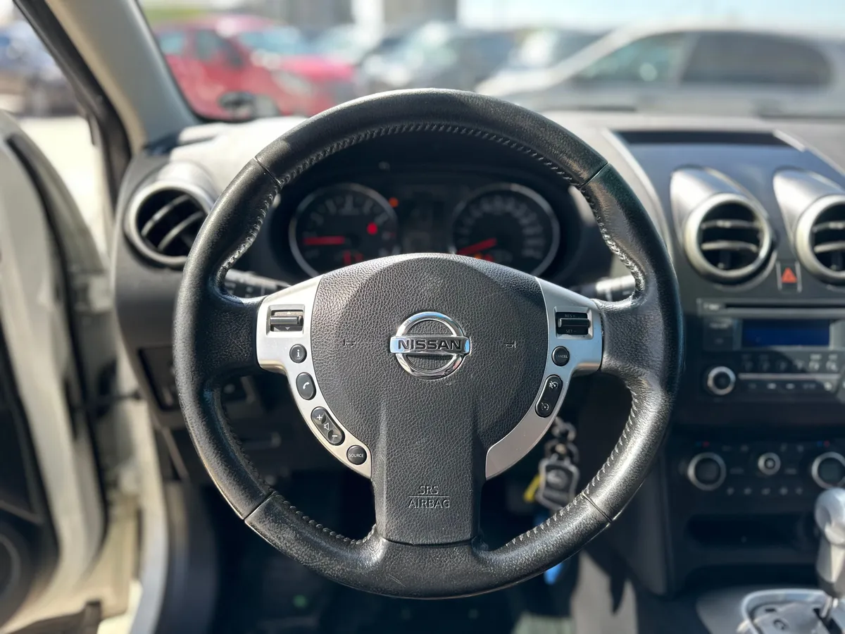 Nissan Qashqai 2.0 CVT FWD (141 л.с.)