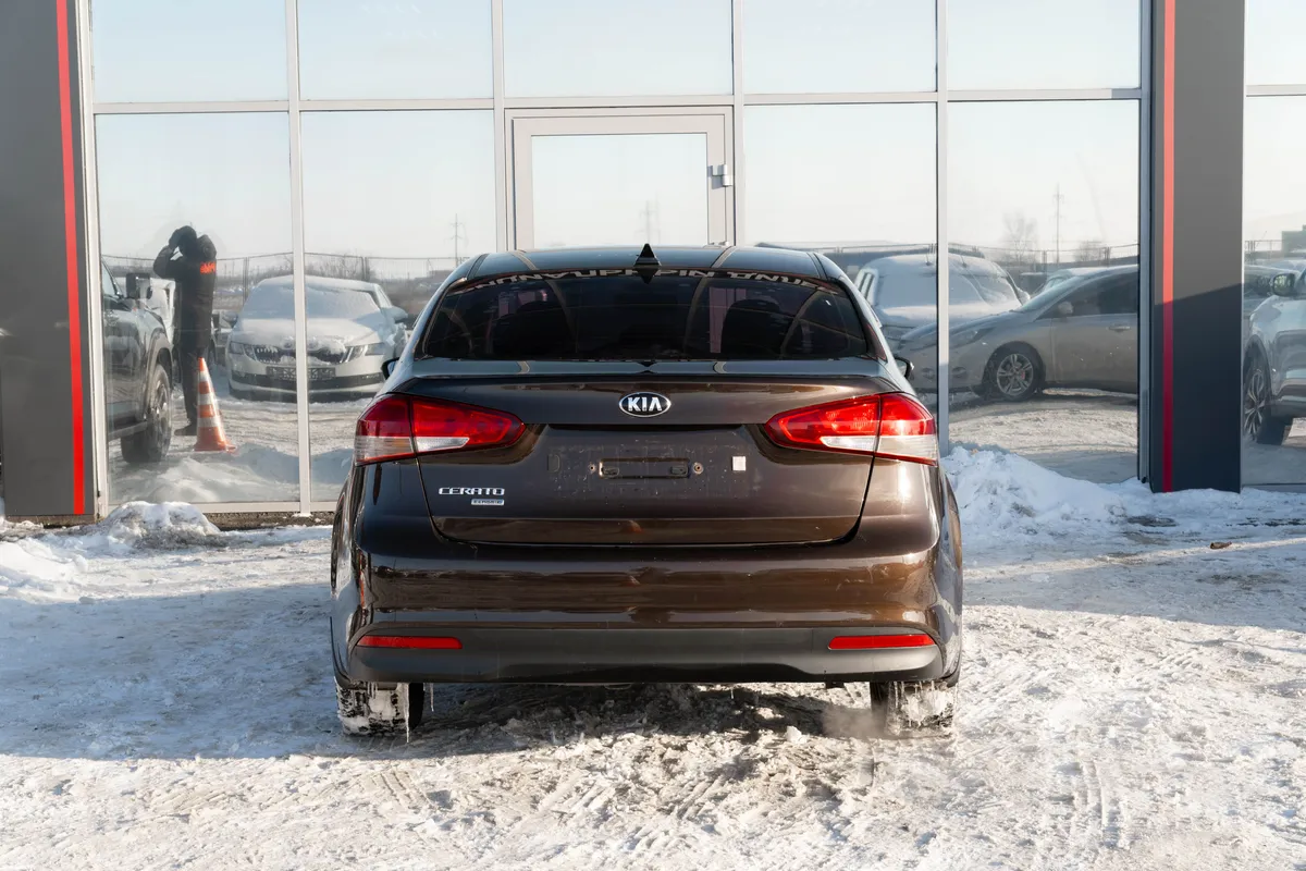 Kia Cerato 1.6 MT (130 л.с.)