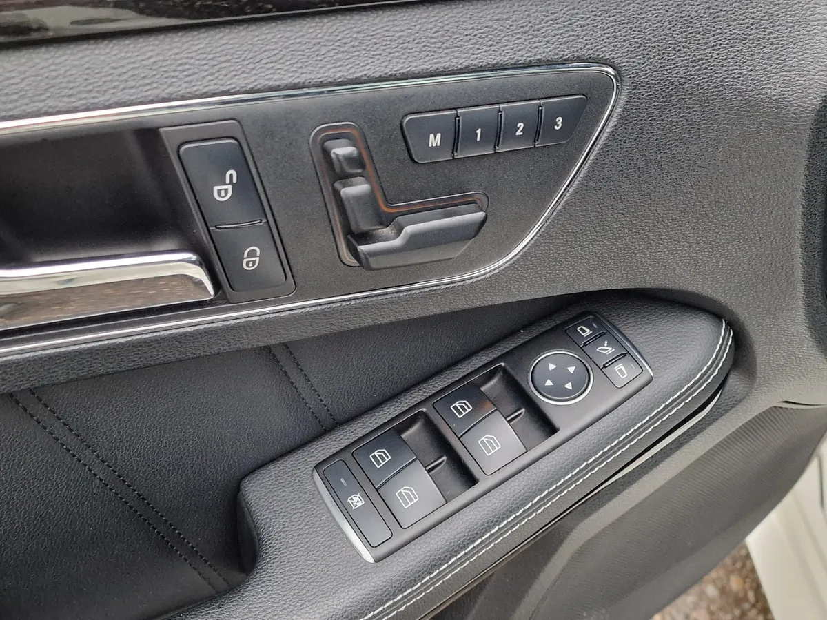 Mercedes-Benz E-Класс 3.5 AT 4WD (272 л.с.)