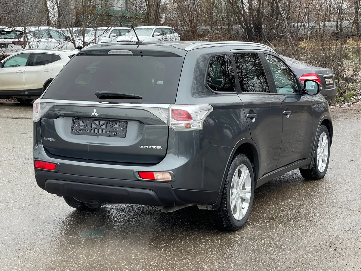 Mitsubishi Outlander 2.0 CVT 4WD (146 л.с.)