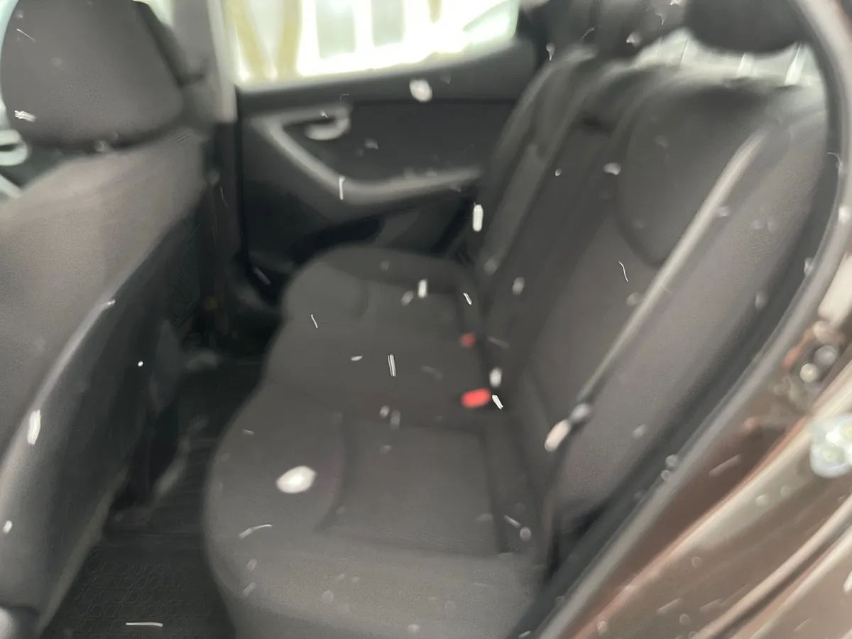 Hyundai Elantra 1.6 AT (132 л.с.)