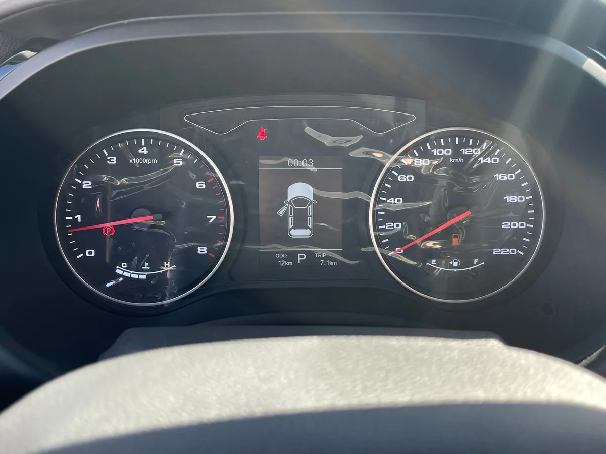 Москвич 3 1.5 CVT (136 л.с.)