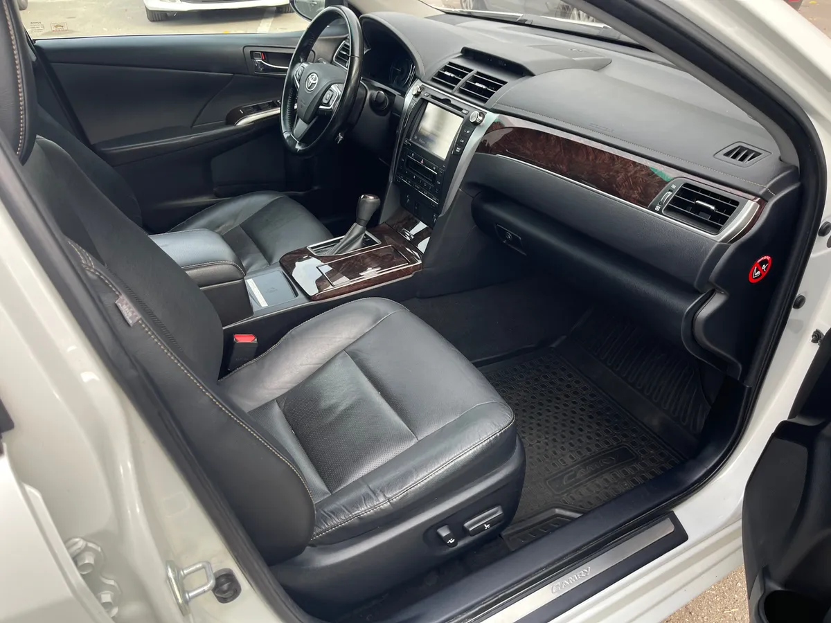 Toyota Camry 2.5 AT (181 л.с.), 2018 — фото 5